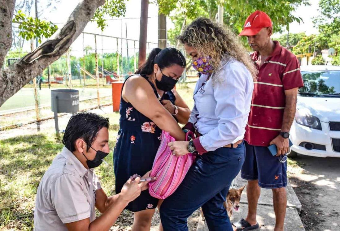 Conmemoran Día Mundial del Perro con jornada de vacunación