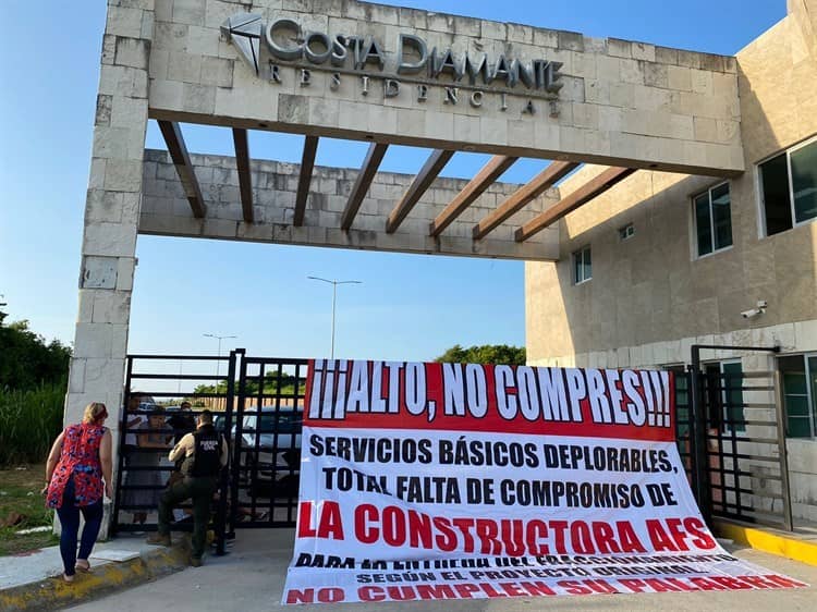 Vecinos del Residencial Costa Diamante denuncian falta de energía eléctrica(+video)