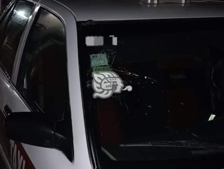 Indigente agresivo causa molestias en Sayula
