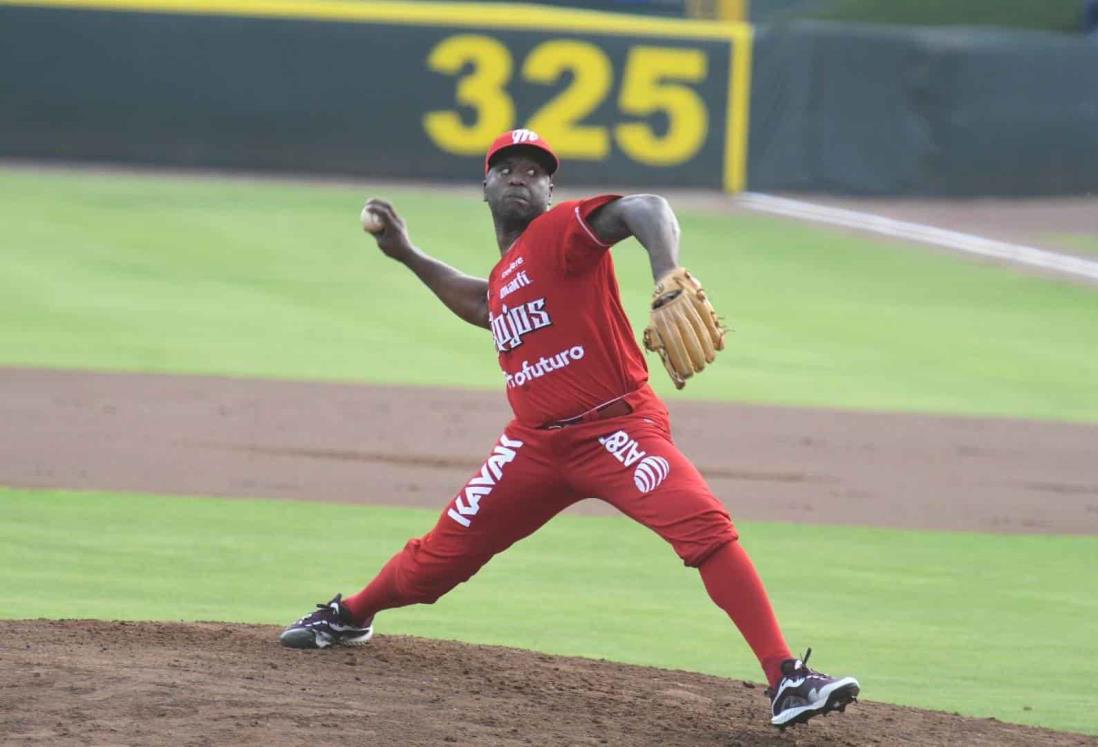 Recital de Henry Sosa da la serie a Diablos en Puebla