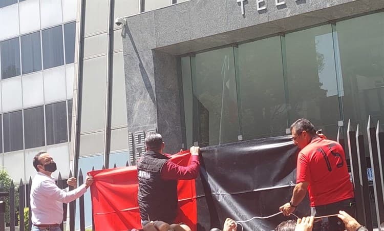 Levantan huelga trabajadores de Telmex en todo el país; crean mesa para el diálogo