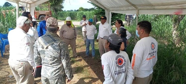 Sigue controlado incendio causado por explosión de ducto de Pemex en Chacaltianguis