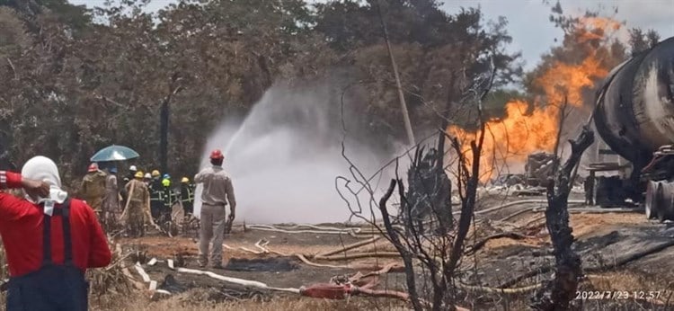 Liquidado incendio de ducto de Pemex en Chacaltianguis