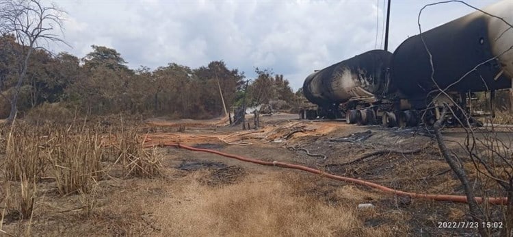 Liquidado incendio de ducto de Pemex en Chacaltianguis