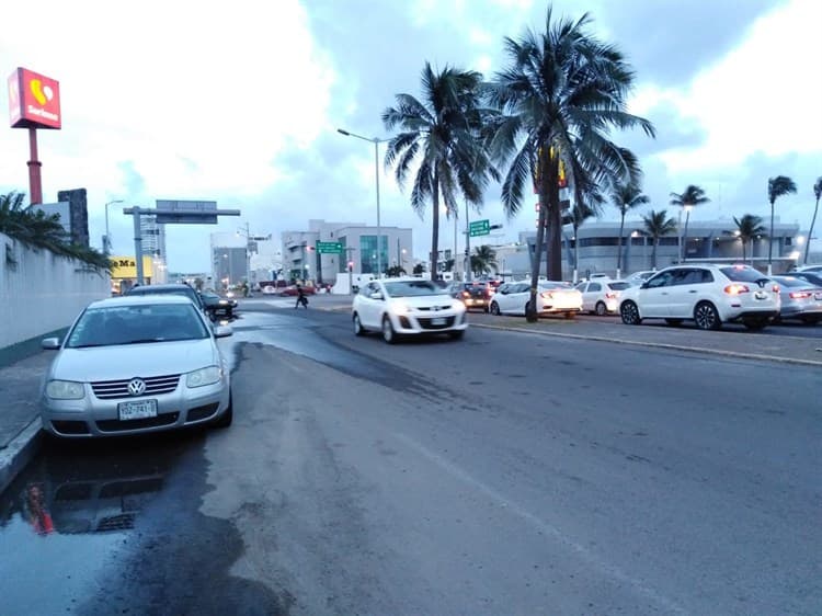 Se restable la circulación en el bulevar Ruiz Cortines en Boca del Río