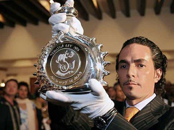 Estos tequilas son tan caros como una casa