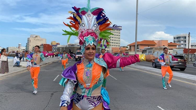 Comunidad LGBTIQ+ realiza marcha en la zona conurbada Veracruz – Boca del Río