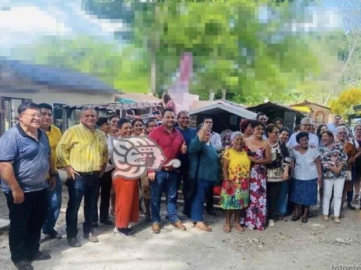 ¡Sorprendente! En Misantla, mujer pidió colocar monumento de p*ne en su tumba