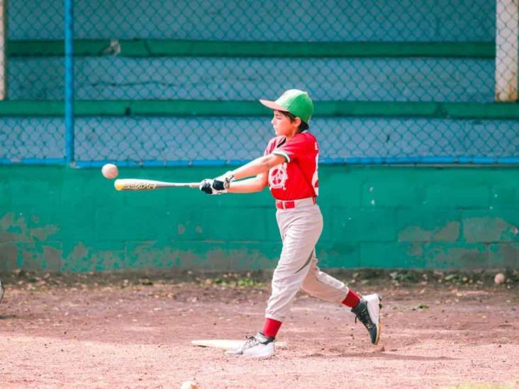 El peloterito Gustavo Martínez será mánager de El Águila por un día (+video)