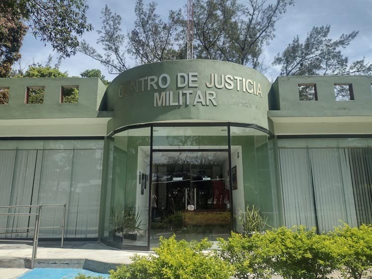 Deserción y abuso de autoridad delitos que más atiende el Centro de Justicia Militar