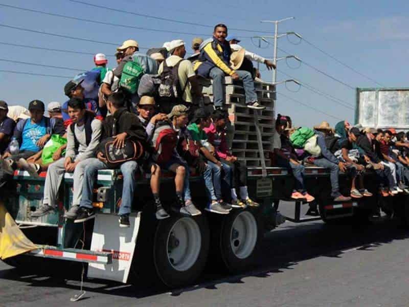 Migrantes instalan campamento en Huixtla, Chiapas; buscan ser atendidos