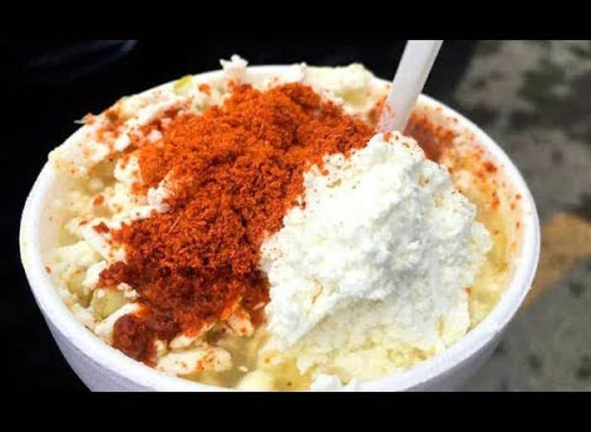 Tiktoker  cambia la receta de los esquites; usuarios mexicanos se indignan