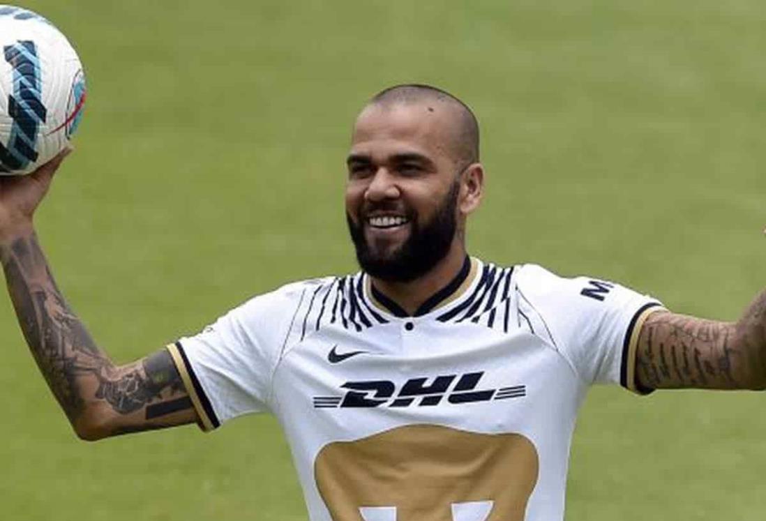 Dani Alves, bomba en marketing para Pumas UNAM