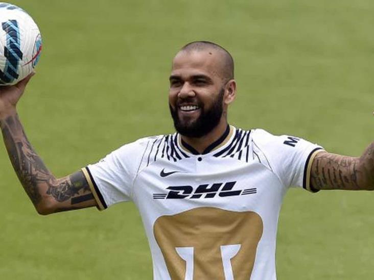 Dani Alves, bomba en marketing para Pumas UNAM