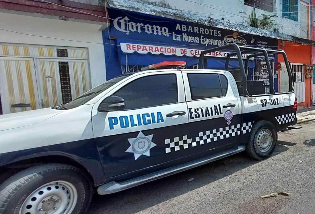 ¡En Veracruz! Ladrón es sorprendido por dueño de negocio, se lo entrega a policías