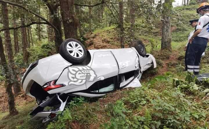 Falla mecánica provoca accidente en la carretera Xalapa- Misantla