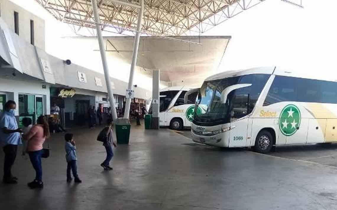 Detienen a mujeres en Reynosa por querer viajar con 10 niños guatemaltecos a Chiapas