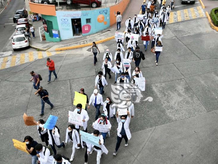 Estudiantes de Medicina de UV claman seguridad durante servicio social (+Video)