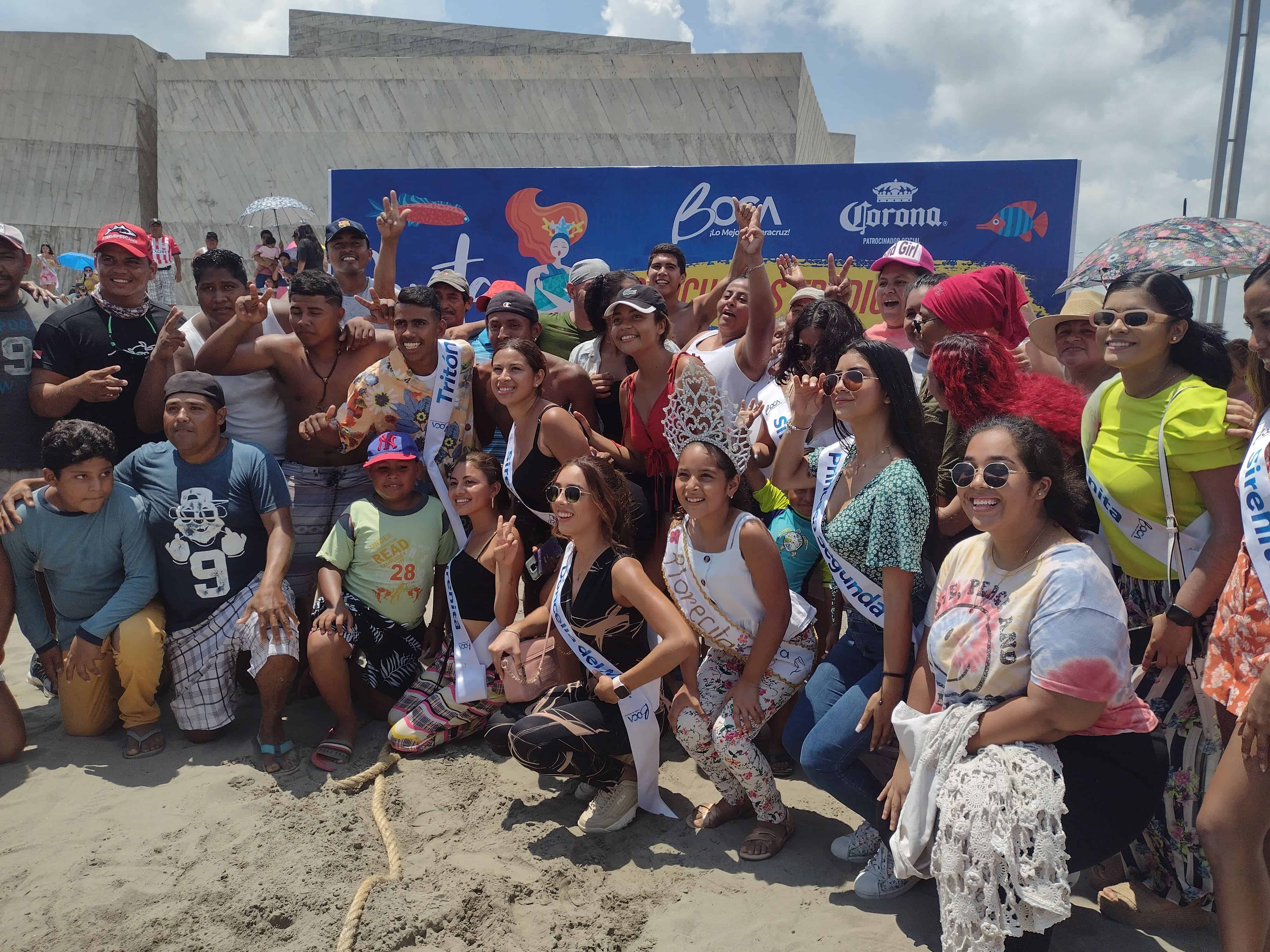 En Boca del Río, ciudadanos y turistas se divierten en concurso de cuerdas (+Video)