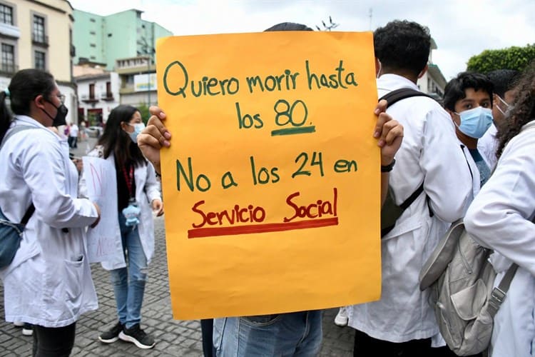 Estudiantes de Medicina de UV claman seguridad durante servicio social (+Video)