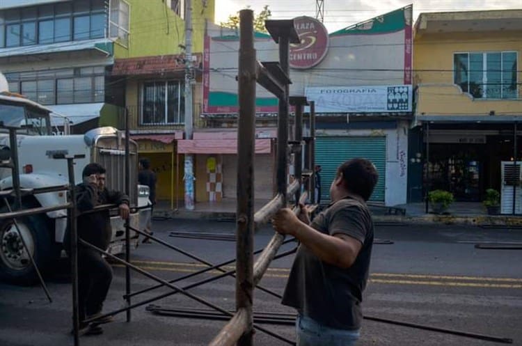 Inicia instalación de gradas para Carnaval de Cardel 2022