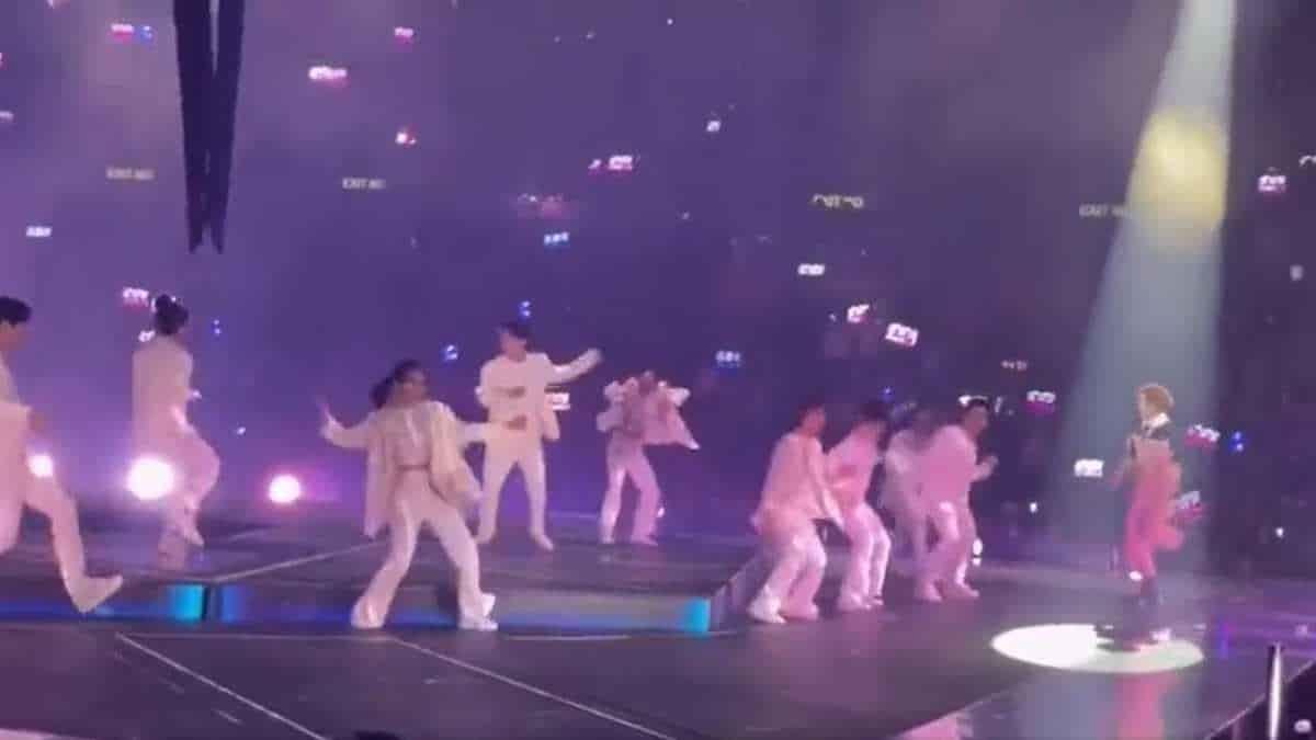 (Video) Pantalla gigante cae sobre integrante de banda de K-pop Mirror