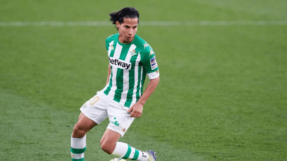 Diego Lainez sería cedido del Betis a un equipo en Portugal