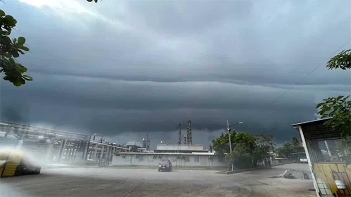 Sorprende mega nube en Ciudad Madero, Tamaulipas