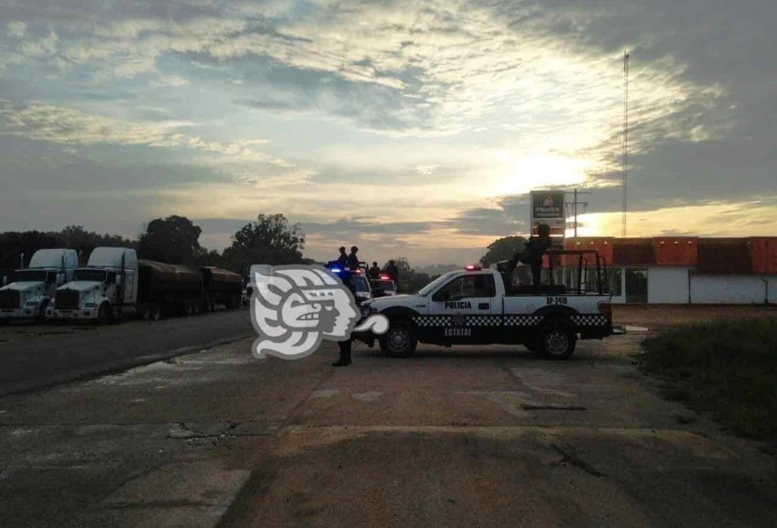 Consuman robo de camioneta en carretera Transístmica