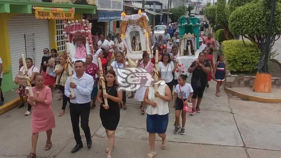 Realizan cambio de mayordomos de la fiesta de la Virgen del Carmen