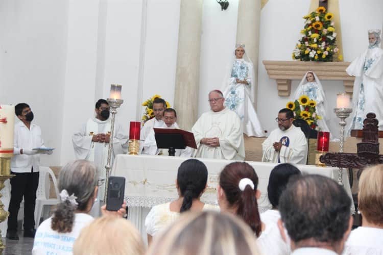 Llega padre Guillermo Arturo Ramírez al frente de la Parroquia de Santa Ana(+video)