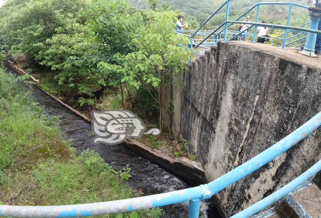 A cuidar el agua, otra vez cierra la presa Yurivia