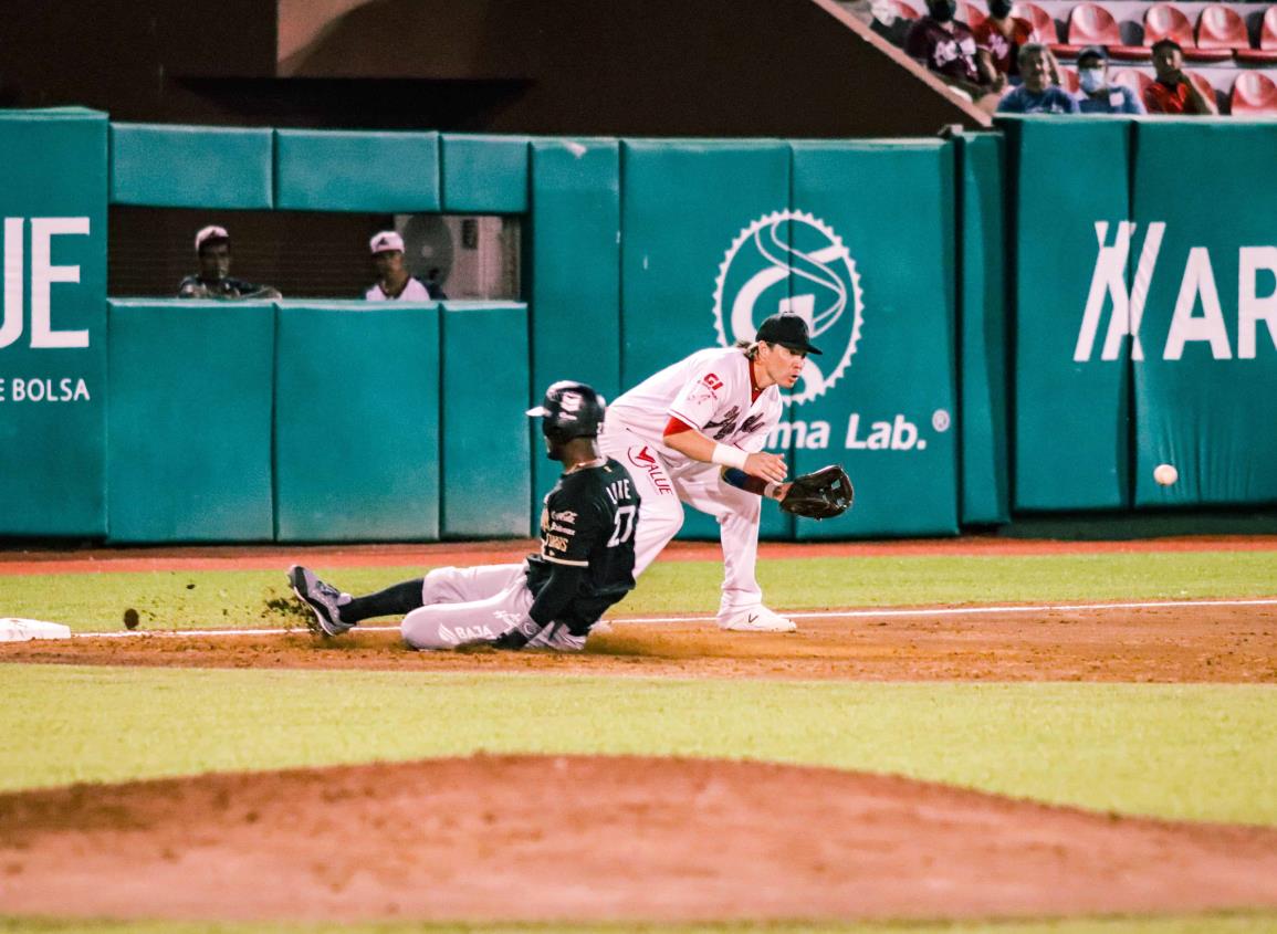 ¡Qué vuelo! el Águila de Veracruz vence 10-5 a los Toros de Tijuana