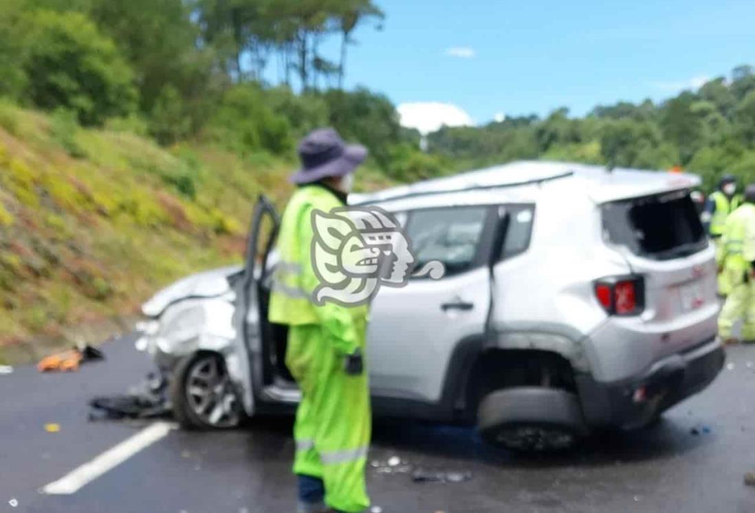 Vuelca Jeep en libramiento de Xalapa; 2 heridos