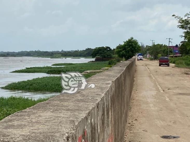 Vecinos de la colonia Playón Sur, se preparan para la temporada de lluvias