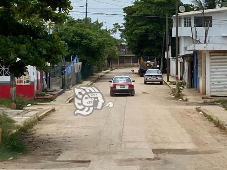 Vecinos de la colonia Playón Sur, se preparan para la temporada de lluvias