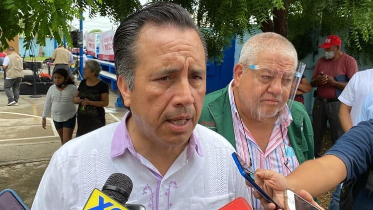 Gobernador aprueba que no nacidos en Veracruz participen en cargos de elección