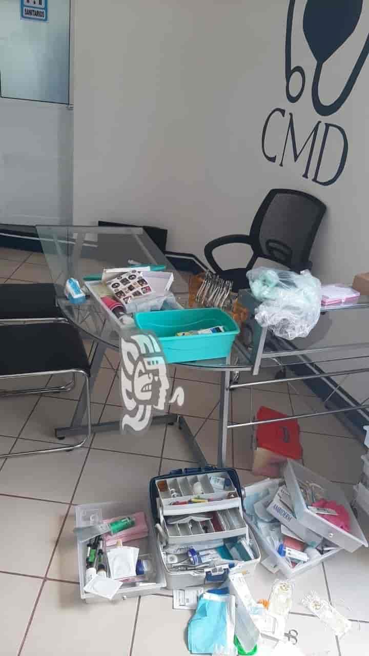 Les roban sus herramientas de trabajo: asaltan consultorio dental en Escobedo