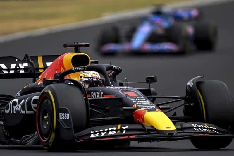 ¡Max Verstappen se lleva el Gran Premio de Hungría!; Checo Pérez termina en quinto