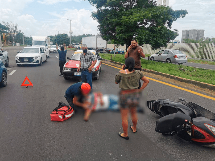 Se accidenta motociclista en la carretera Xalapa - Veracruz