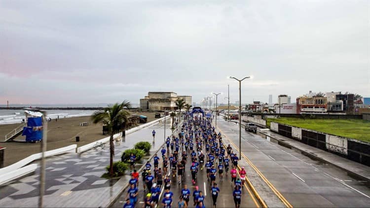 Realizan la primera edición de la Carrera Conmemorativa en Boca del Río