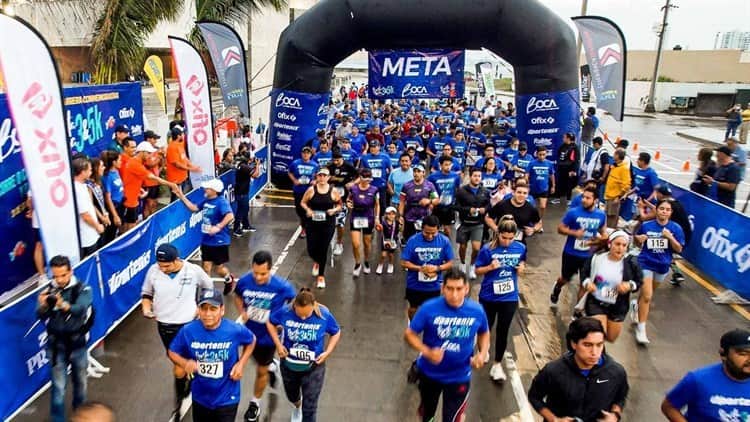 Realizan la primera edición de la Carrera Conmemorativa en Boca del Río