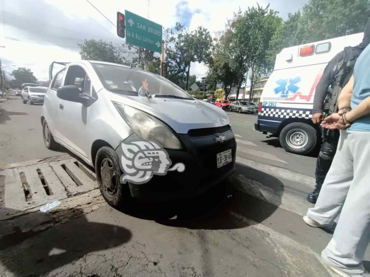 Atropellan a pareja en crucero de Ruiz Cortines, en Xalapa