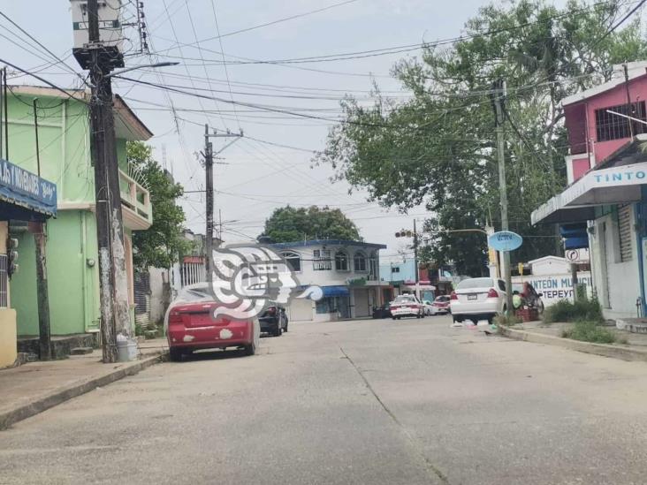 (+Video) Van contra talleres mecánicos que invaden calles de Nanchital