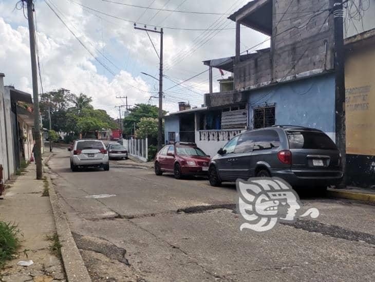 (+Video) Van contra talleres mecánicos que invaden calles de Nanchital