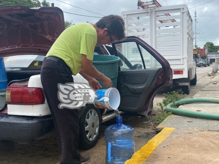 (+Video) Habitantes de Coatzacoalcos resienten el cierre de la presa Yurivia