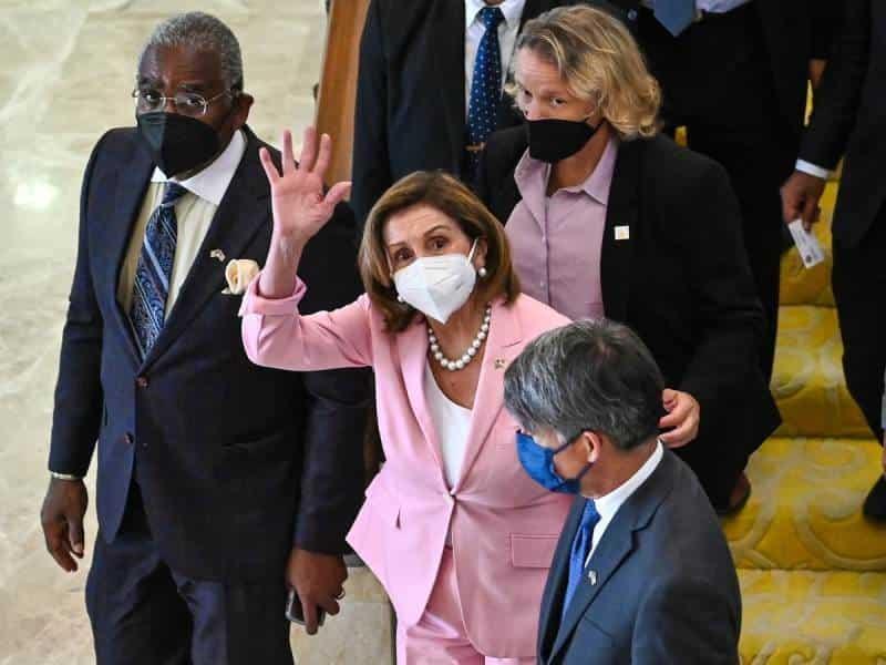 China promete respuesta militar tras visita de Nancy Pelosi a Taiwán