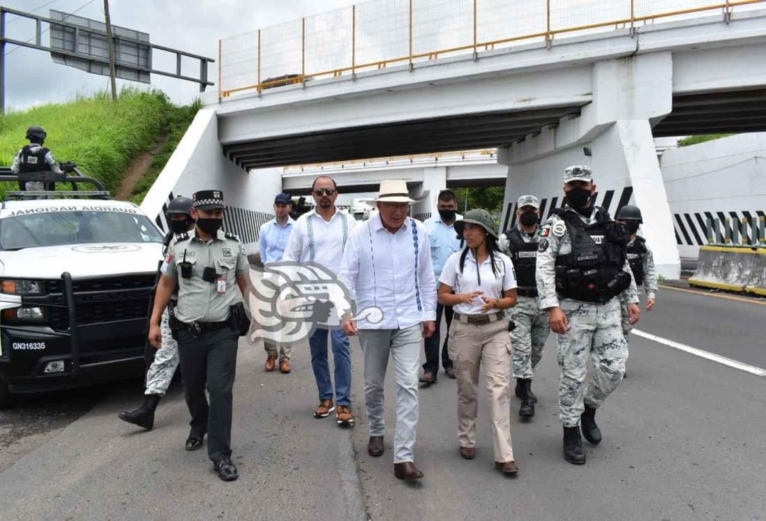 En seguridad, aún falta mucho por hacer: Ken Salazar