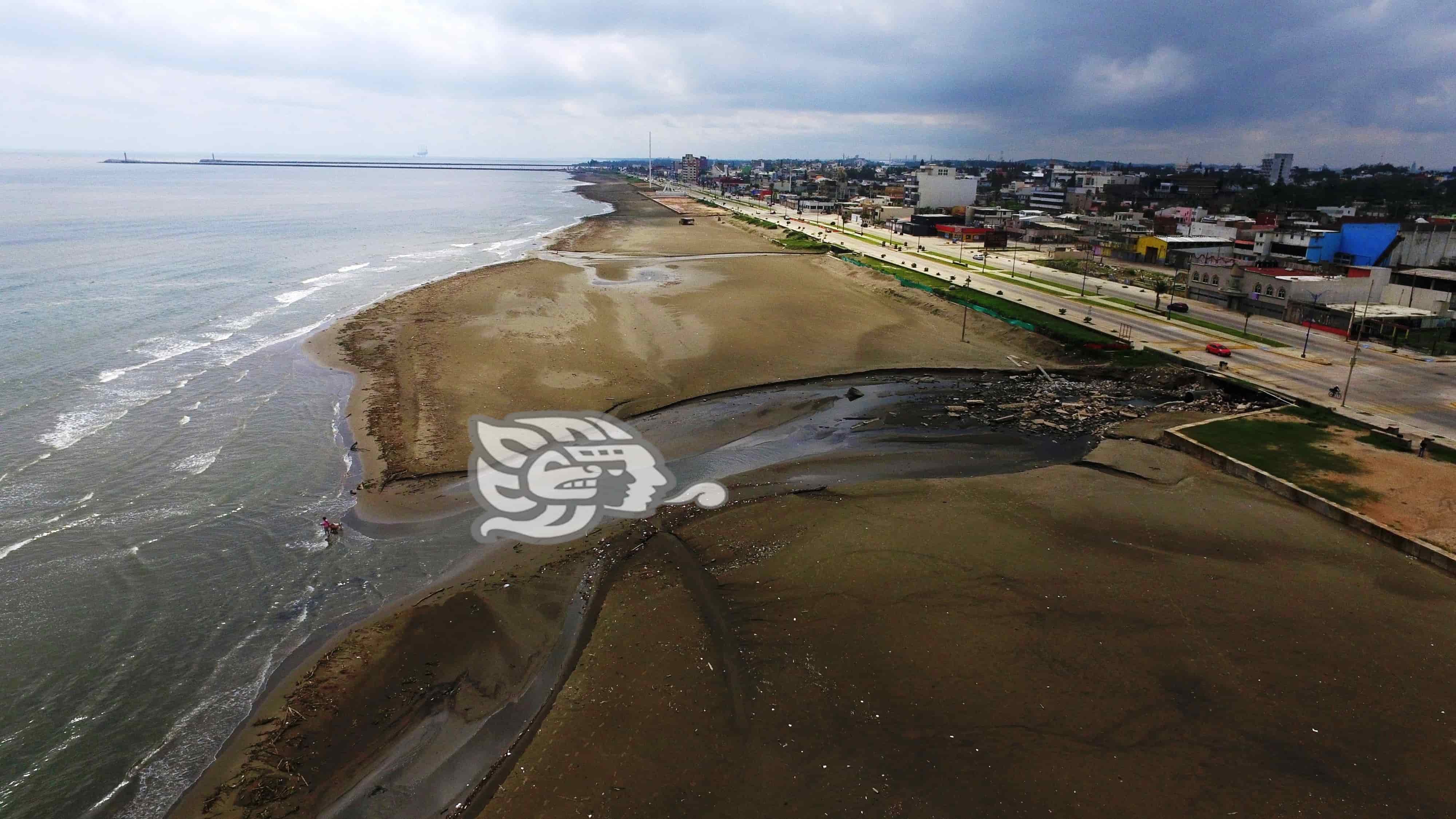 (+Video) Playa de Coatzacoalcos ¿apta para vacacionar?; Cofepris no la analizó