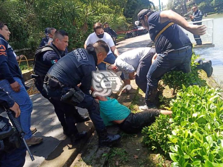 Mujer se arrojó a los lagos del Dique en Xalapa